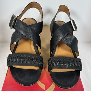 Comfortiva Simone Black Leather Strappy Sandals 10M